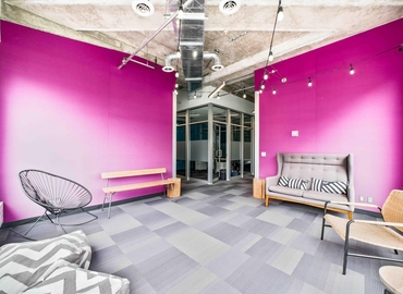 200 m² Business center in Toronto, 1200 Bay Street (M5R 2A5) - 11 | MatchOffice.com