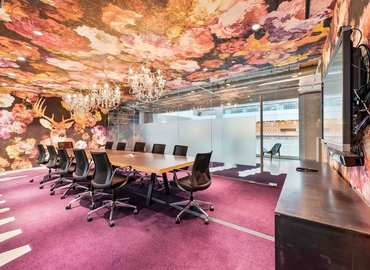 200 m² Business center in Toronto, 1200 Bay Street (M5R 2A5) - 12 | MatchOffice.com