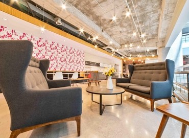 200 m² Serviced office in Toronto, 1200 Bay Street (M5R 2A5) - 15 | MatchOffice.com