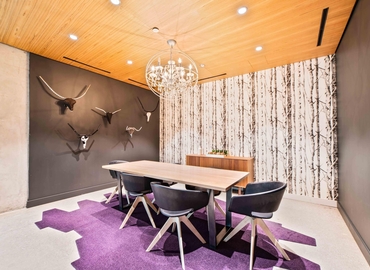 200 m² Serviced office in Toronto, 1200 Bay Street (M5R 2A5) - 17 | MatchOffice.com