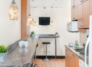 Office West Broadway 999 V5Z 1K5 Vancouver, BC