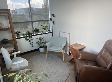 200 m² Shared workspace  in Surrey, BC, 32nd Avenue Diversion 15252 (V3S 3M1) - 2 | MatchOffice.com