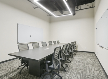 200 m² Shared office  in Mississauga, ON, Matheson Boulevard West 320 (L5R 0H2) - 41 | MatchOffice.com