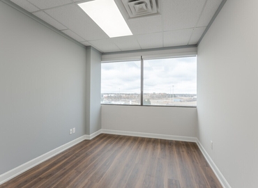 Office Dorval Drive 710 L6K 3V7 Oakville, ON