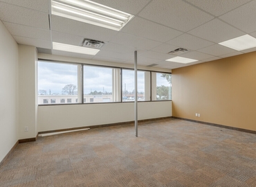 Office Dorval Drive 710 L6K 3V7 Oakville, ON