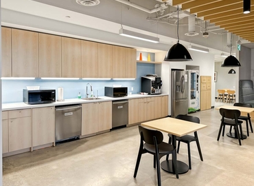 10 m² Shared office  in Mississauga, ON, 2425 Matheson Boulevard East (L4W 5K4) - 5 | MatchOffice.com