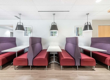 10 m² Business park in Winnipeg, MI, 201 Portage Avenue (R3B 3K6) - 0 | MatchOffice