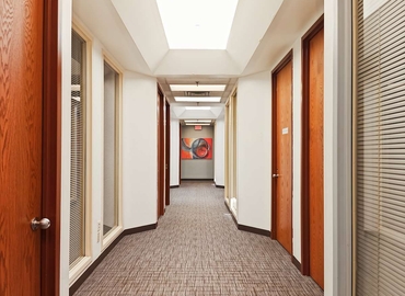 10 m² Coworking  in Oakville, ON, 1155 North Service Road West (L6M 3E3) - 9 | MatchOffice