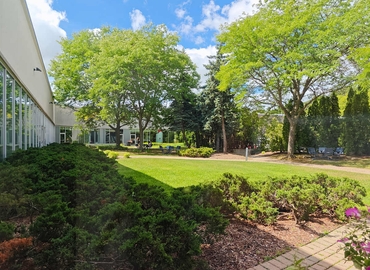 10 m² Shared workspace  in Oakville, ON, 1155 North Service Road West (L6M 3E3) - 13 | MatchOffice.com