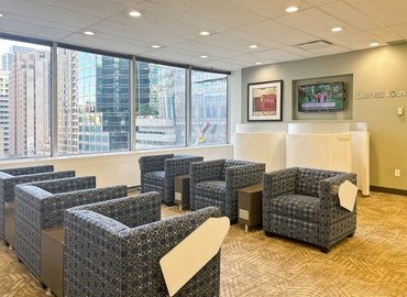 10 m² Shared workspace  in Toronto, 2 Bloor Street West (M4W 3E2) - 10 | MatchOffice