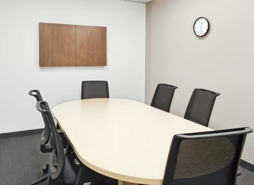 10 m² Shared office  in Mississauga, ON, 4 Robert Speck Parkway (L4Z 1S1) - 9 | MatchOffice