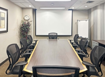10 m² Shared office  in Etobicoke, ON, 10 Four Seasons Place (M9B 6H7) - 2 | MatchOffice.com