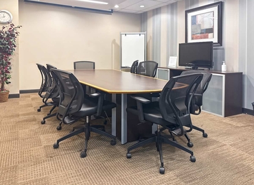 10 m² Shared office  in Etobicoke, ON, 10 Four Seasons Place (M9B 6H7) - 9 | MatchOffice.com