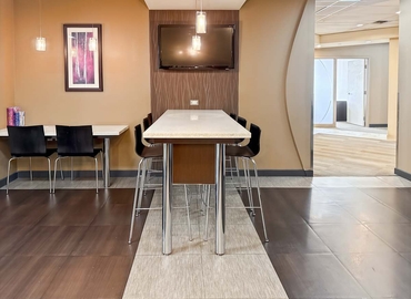 10 m² Business space in Etobicoke, ON, 10 Four Seasons Place (M9B 6H7) - 4 | MatchOffice.com