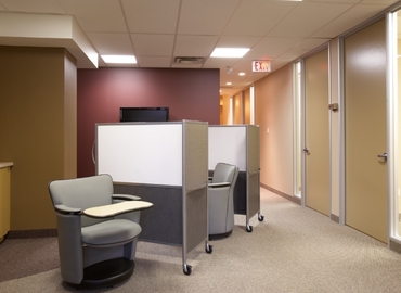 156 m² Serviced office place available to rent in Toronto, 350 Bay St (M5H 2S6) - 2 | MatchOffice