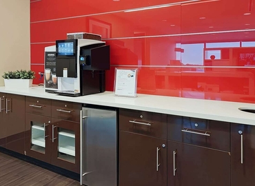 10 m² Shared workspace  in Brampton, ON, 7111 Syntex Drive (L5N 8C3) - 5 | MatchOffice.com