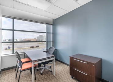 10 m² Shared office  in Laval	, QC, 2572 Daniel-Johnson Boulevard (H7T 2R3) - 3 | MatchOffice