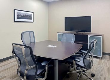 10 m² Serviced office in Brampton, ON, 7111 Syntex Drive (L5N 8C3) - 8 | MatchOffice.com