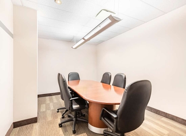 10 m² Business park in Calgary, AB, 1816 Crowchild Trail North West (T2M 3Y7) - 2 | MatchOffice.com