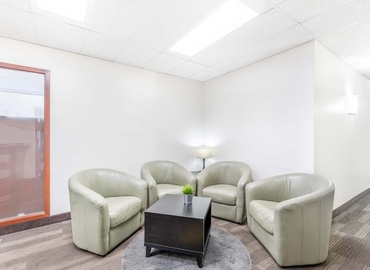 10 m² Co-working  in Calgary, AB, 1816 Crowchild Trail North West (T2M 3Y7) - 4 | MatchOffice