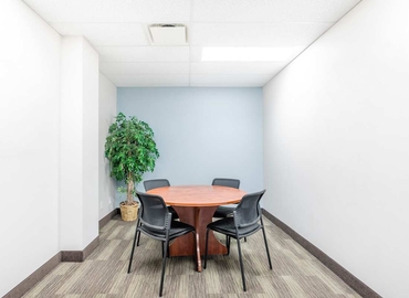 10 m² Coworking  in Calgary, AB, 1816 Crowchild Trail North West (T2M 3Y7) - 6 | MatchOffice
