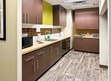 Virtual address in Regina, SK, Royal Bank Building (S4P 0J3) - 13 | MatchOffice