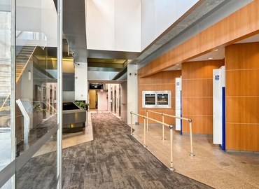 Virtual business address in Regina, SK, Royal Bank Building (S4P 0J3) - 12 | MatchOffice.com