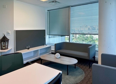 10 m² Business center in Brampton, ON, 2 County Court Boulevard (L6W 3W8) - 8 | MatchOffice.com