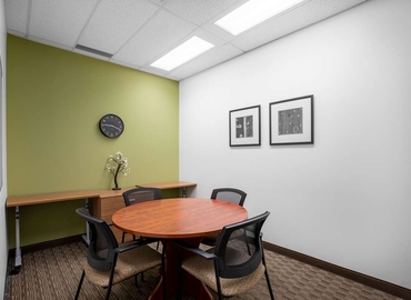 10 m² Shared workspace  in Calgary, AB, 600 Crowfoot Crescent North West (T3G 0B4) - 6 | MatchOffice.com