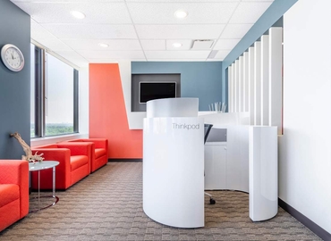 10 m² Coworking space  in Toronto, 2 St. Clair Avenue West (M4V 1L5) - 4 | MatchOffice