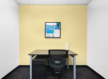 10 m² Business park in Oakville, ON, 2010 Winston Park Drive (L6H 5R7) - 7 | MatchOffice.com