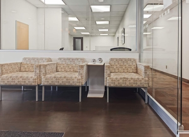 10 m² Co-working  in Mississauga, ON, 90 Burnhamthorpe Road West (L5B 3C3) - 10 | MatchOffice.com