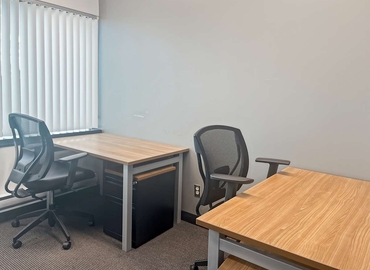 10 m² Serviced office in Mississauga, ON, 2233 Argentia Road (L5N 2X7) - 1 | MatchOffice