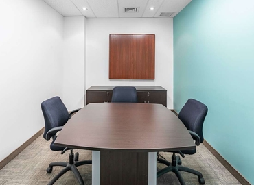 10 m² Shared workspace  in Montreal, QC, 1200 McGill College Avenue (H3B 4G7) - 2 | MatchOffice.com