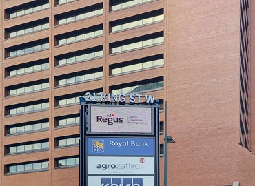 10 m² Business park in Hamilton, ON, 21 King Street West (L8P 4W7) - 0 | MatchOffice