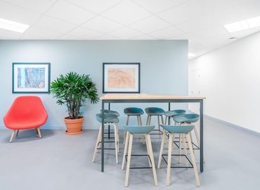 10 m² Business space in Toronto, 200 Bay St (M5J 2J2) - 10 | MatchOffice.com