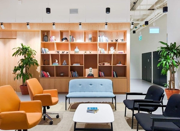 10 m² Shared office  in Surrey, BC, 9850 King George Blvd (V3T 0P9) - 4 | MatchOffice.com