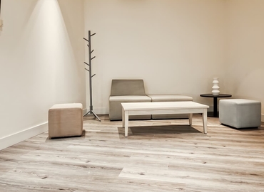 10 m² Shared workspace  in Toronto, 125 Commerce Valley Dr W (L3T 7W4) - 6 | MatchOffice.com