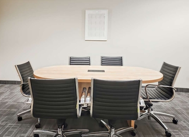 10 m² Serviced office in Toronto, 125 Commerce Valley Dr W (L3T 7W4) - 2 | MatchOffice