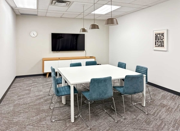 10 m² Business park in Mississauga, ON, 6700 Century Ave (L5N 6A4) - 2 | MatchOffice