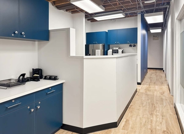 10 m² Shared workspace  in Winnipeg, MI, 93 Lombard Ave (R3B 3B1) - 11 | MatchOffice.com