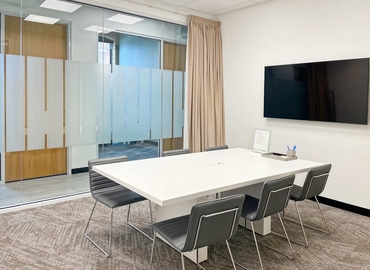 10 m² Shared office  in Toronto, 30 Powerhouse St (M6H 0C6) - 2 | MatchOffice.com