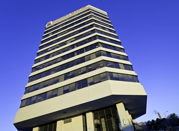 5000 m² Business center in Etobicoke, ON, 10 Four Seasons Place (M9B 6H7) - 0 | MatchOffice.com