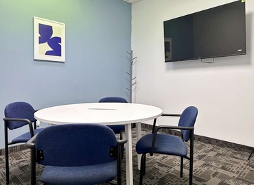 10 m² Serviced office in Oshawa, 111 Simcoe Street N (L1G 4S4) - 2 | MatchOffice.com