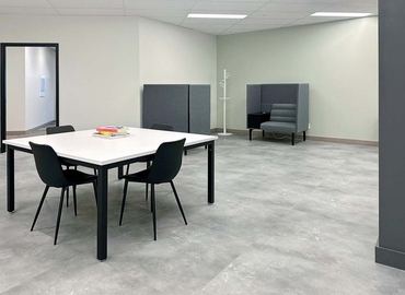 10 m² Business space in Cambridge, ON, 73 Water St North (N1R 7L6) - 2 | MatchOffice