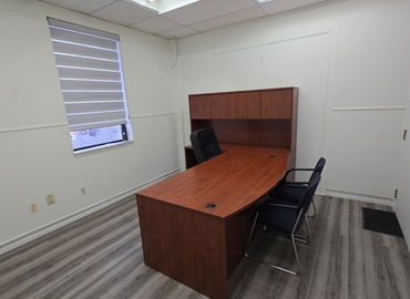 Office Clark Boulevard 1055 L6T 3W4 Brampton, ON