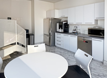 10 m² Co-working  in Montreal, QC, 240 Saint-Jacques Street (H2Y 1L9) - 5 | MatchOffice