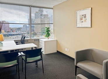 10 m² Co-working  in Mississauga, ON, 2 Robert Speck Parkway (L4Z 1H8) - 10 | MatchOffice