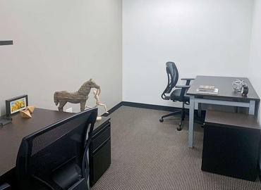 10 m² Business park in Toronto, 1235 Bay Street (M5R 3K4) - 13 | MatchOffice