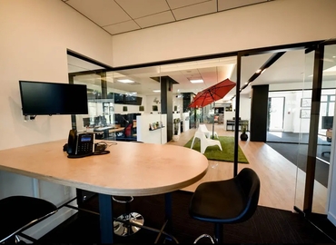 Office Rue Saint-Patrick 2727 H3K 0A8 Montreal, QC